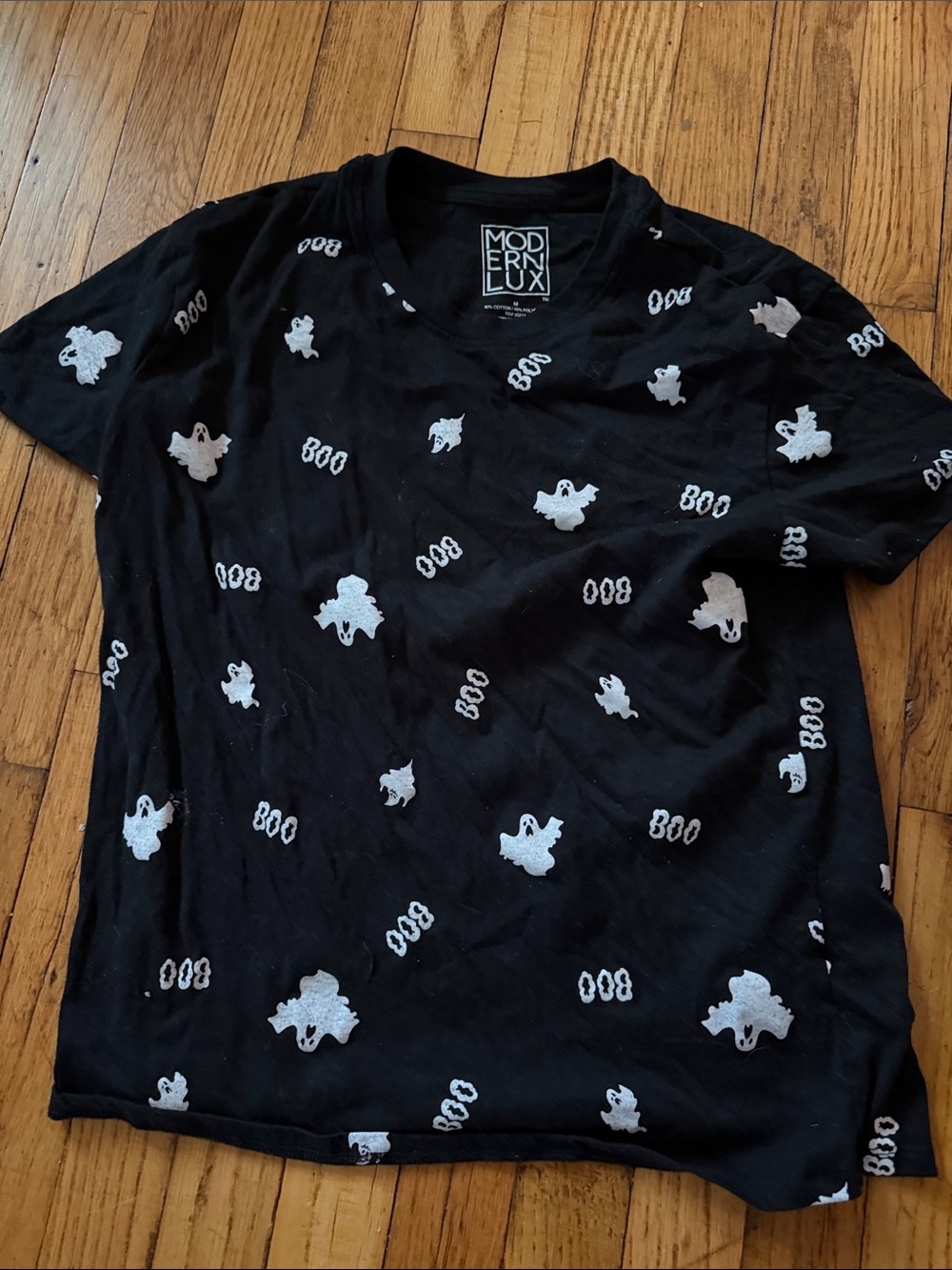 All over “boo” and ghost shirt size M